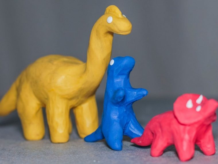 15 Entertaining Preschool Dinosaurs Crafts For Little Ones