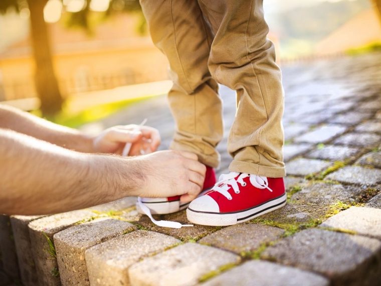 How To Teach A Kid To Tie Shoes